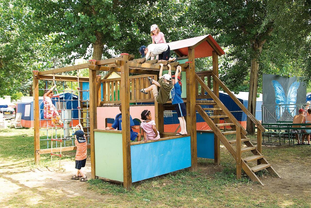 Happy Camp Mobile Homes In Butterfly Camping Village เปสเคียรา เดล การ์ดา ภายนอก รูปภาพ